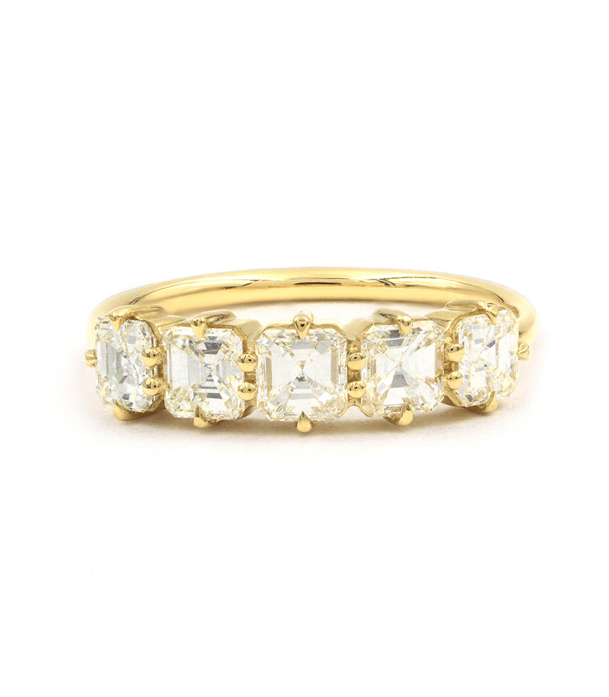 Front view of Puro Asscher Cut Diamond Band in yellow gold.