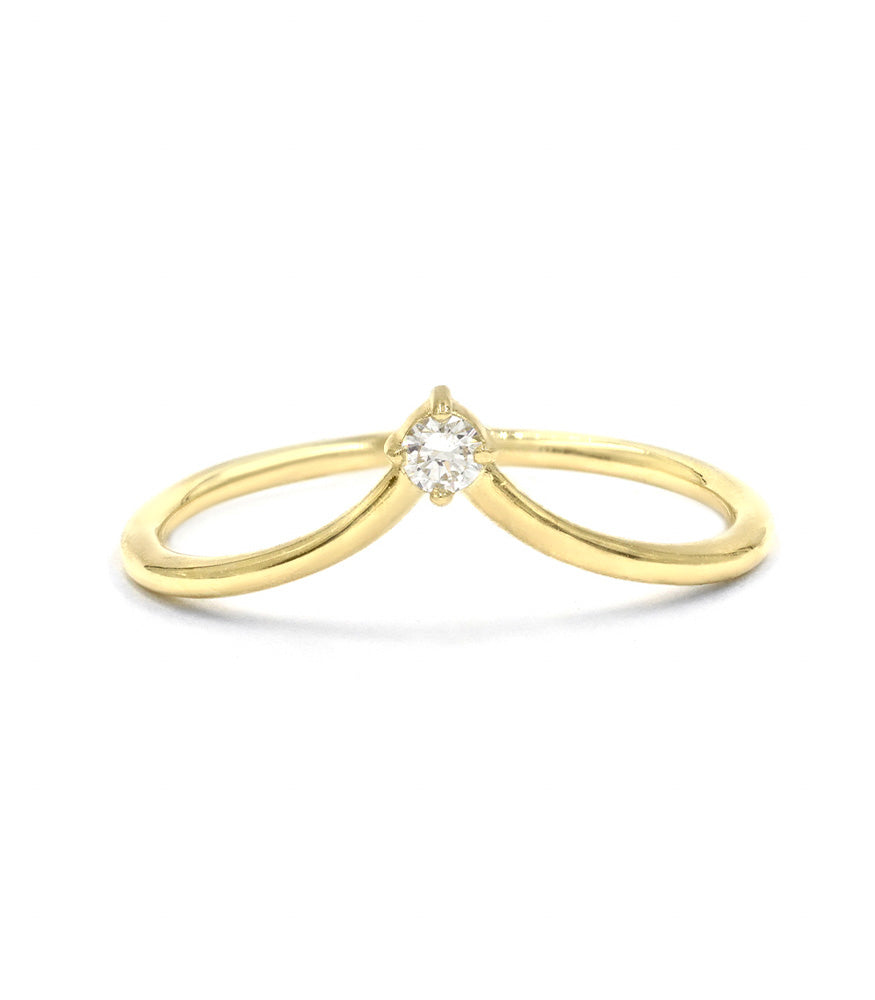 Front view of Puro Tiara Diamond Band in yellow gold.