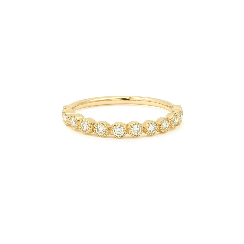 Front view of Puro Miligrain Diamond Band in yellow gold.